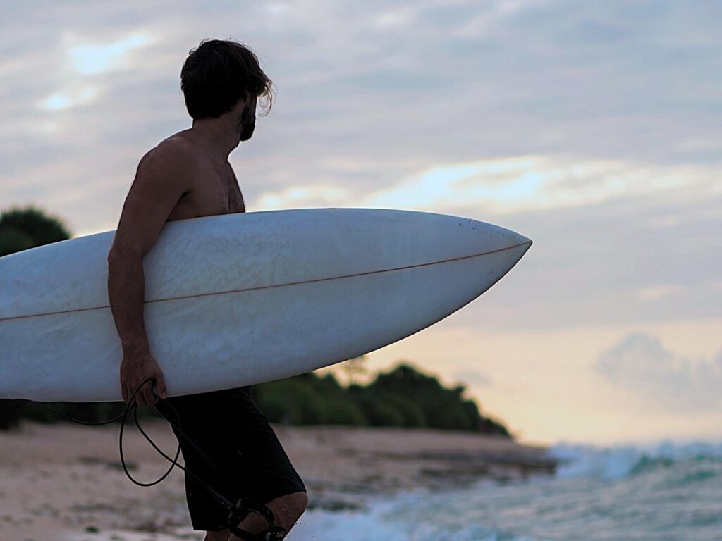 resized_1200_x_900_px_surfer dude color matched